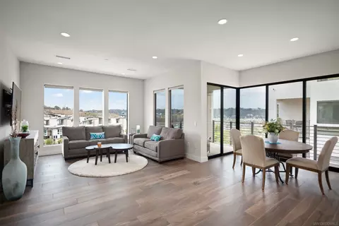 8573 Aspect Dr, San Diego, CA 92108