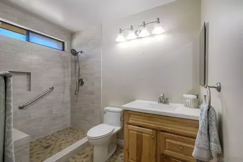 Bath - 13059 Acton Ave, Poway, CA 92064 photo 2 of 3