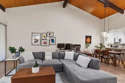 Living - 17407 Port Marnock Dr, Poway, CA 92064 photo 2 of 6