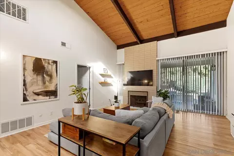 Living - 17407 Port Marnock Dr, Poway, CA 92064 photo 4 of 6