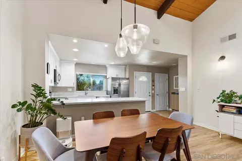 Dining - 17407 Port Marnock Dr, Poway, CA 92064 photo 2 of 5