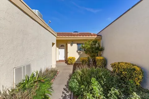 Exterior - 17407 Port Marnock Dr, Poway, CA 92064 photo 3 of 13