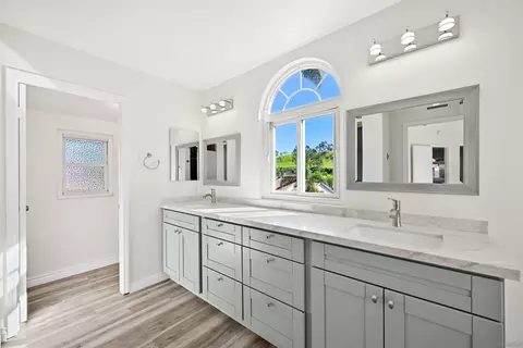 Bath - 1749 Via Allena, Oceanside, CA 92056 photo 1 of 4