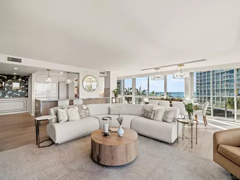 1750 Avenida Del Mundo #404, Coronado, CA 92118