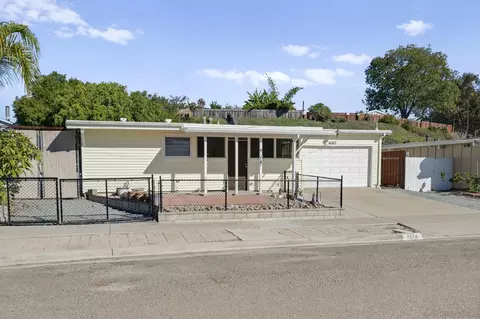 7514 Deville Dr, San Diego, CA 92114