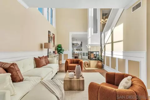 Living - 733 H Ave, Coronado, CA 92118 photo 4 of 5