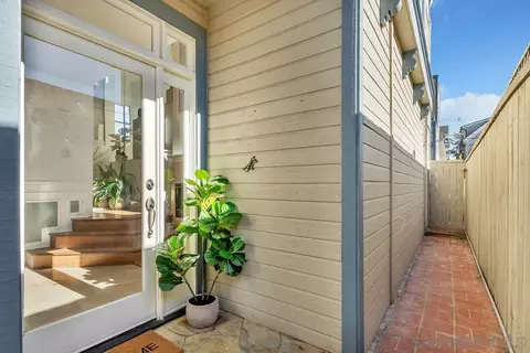 Entry Way - 733 H Ave, Coronado, CA 92118 photo 1 of 6