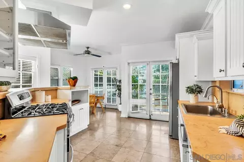 Kitchen - 733 H Ave, Coronado, CA 92118 photo 5 of 5