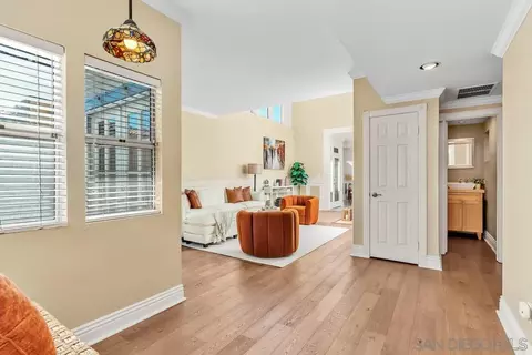 Entry Way - 733 H Ave, Coronado, CA 92118 photo 5 of 6