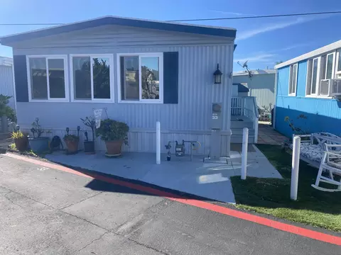 900 N Cleveland St #33, Oceanside, CA 92054