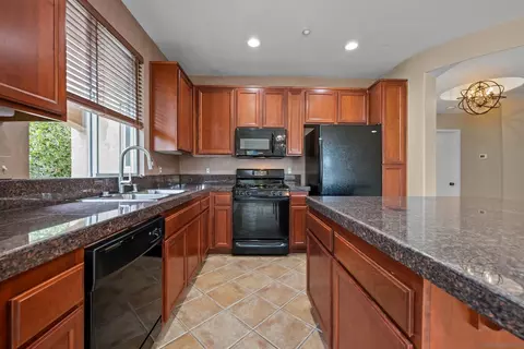 Kitchen - 3267 Dehesa Rd #69, El Cajon, CA 92019 photo 2 of 3