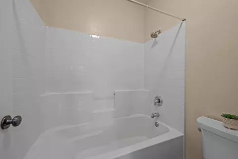 Bath - 3267 Dehesa Rd #69, El Cajon, CA 92019 photo 3 of 4