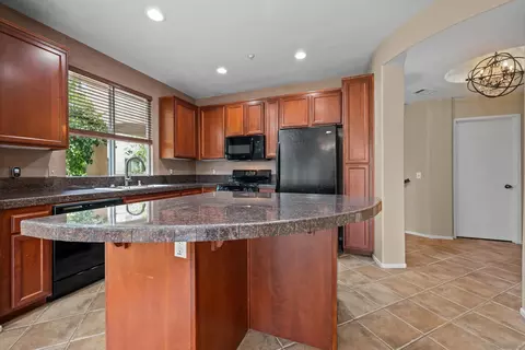 Kitchen - 3267 Dehesa Rd #69, El Cajon, CA 92019 photo 3 of 3