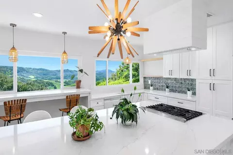 32337 Calle Codorniz, Valley Center, CA 92082