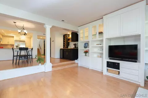 Living - 1230 Wren Gln, Escondido, CA 92026 photo 3 of 3
