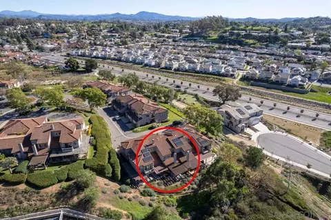View/Area - 1230 Wren Gln, Escondido, CA 92026 photo 3 of 4