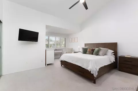 Bedroom - 1230 Wren Gln, Escondido, CA 92026 photo 1 of 4