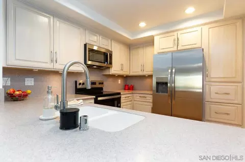 Kitchen - 1230 Wren Gln, Escondido, CA 92026 photo 2 of 2