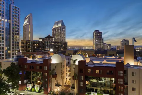645 Front St #806, San Diego, CA 92101