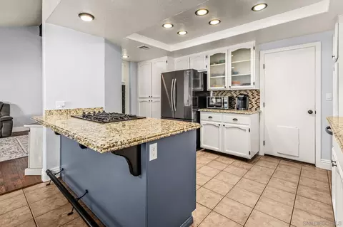 Kitchen - 16319 Scarbery Rd, Ramona, CA 92065 photo 1 of 5