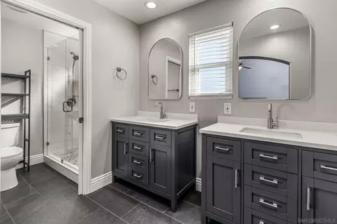 Bath - 16319 Scarbery Rd, Ramona, CA 92065 photo 2 of 3