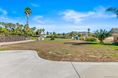 Exterior - 16319 Scarbery Rd, Ramona, CA 92065 photo 2 of 8