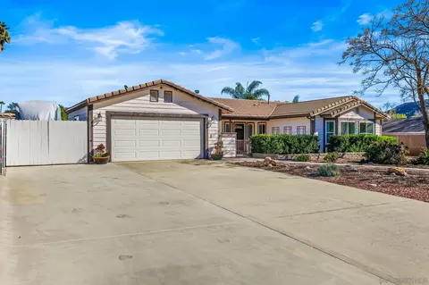 Exterior - 16319 Scarbery Rd, Ramona, CA 92065 photo 6 of 8