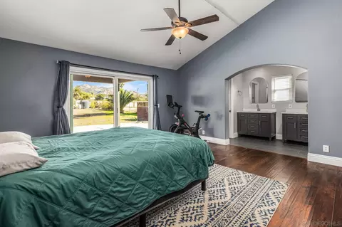 Bedroom - 16319 Scarbery Rd, Ramona, CA 92065 photo 3 of 4