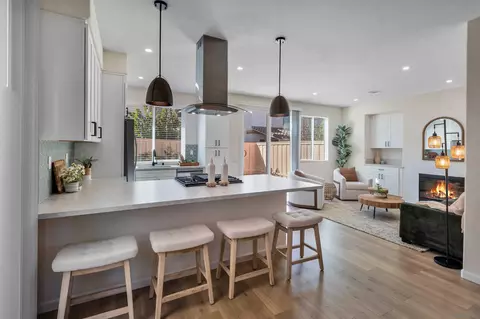 10794 Westonhill Dr, San Diego, CA 92126