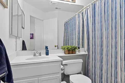 Bath - 405 Whispering Willow Dr UNIT E, Santee, CA 92071 photo 2 of 3