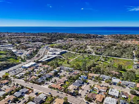 View/Area - 715 Sunflower St, Encinitas, CA 92024 photo 6 of 7