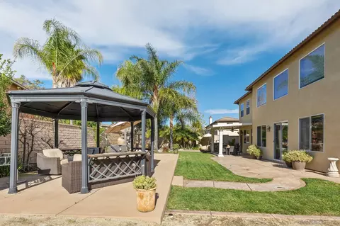 Exterior - 2407 Douglaston Gln, Escondido, CA 92026 photo 6 of 7