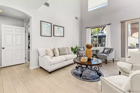 Living - 2407 Douglaston Gln, Escondido, CA 92026 photo 1 of 2
