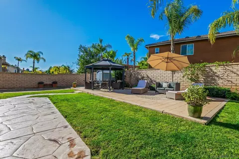 Exterior - 2407 Douglaston Gln, Escondido, CA 92026 photo 3 of 7