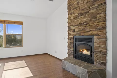 Living - 20872 Deerhorn Valley Rd, Jamul, CA 91935 photo 7 of 8