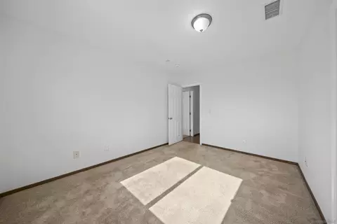 Bedroom - 20872 Deerhorn Valley Rd, Jamul, CA 91935 photo 2 of 5