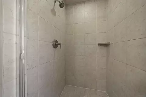 Bath - 20872 Deerhorn Valley Rd, Jamul, CA 91935 photo 5 of 5