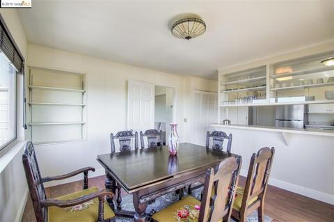 1444 Walnut St, Berkeley, CA 94709 photo 7