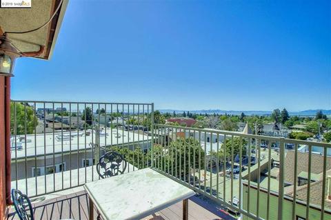 1444 Walnut St, Berkeley, CA 94709 photo 16
