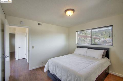 1444 Walnut St, Berkeley, CA 94709 photo 14