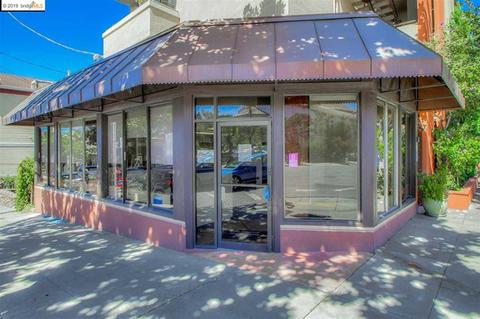 1444 Walnut St, Berkeley, CA 94709 photo 3