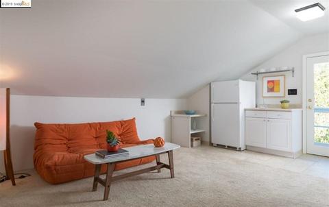 2447 Carleton St, Berkeley, CA 94704 photo 17