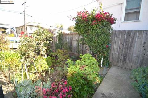 837 47th St, Oakland, CA 94608 photo 3