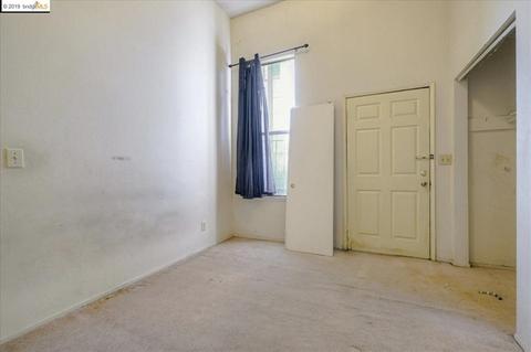 1017 Linden St, Oakland, CA 94607 photo 14