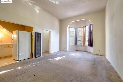 1017 Linden St, Oakland, CA 94607 photo 9