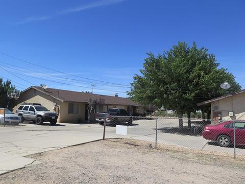 16260 Orange St, Hesperia, CA 92345 photo 4
