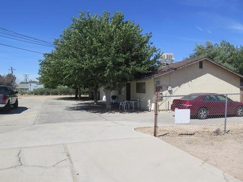 16260 Orange St, Hesperia, CA 92345 photo 8