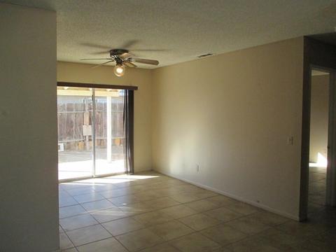 10696 Kiowa Rd, Apple Valley, CA 92308 photo 5