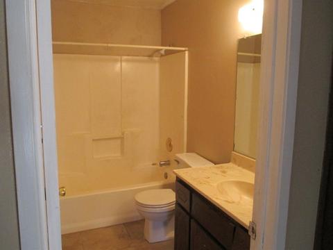 10696 Kiowa Rd, Apple Valley, CA 92308 photo 8