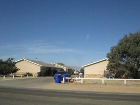 10696 Kiowa Rd, Apple Valley, CA 92308 photo 1